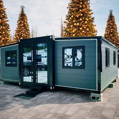 Prefab 40Ft 20Ft Container House Hurricane-Proof Expandable 2 Bedroom Villa Portable Home Sandwich Panel Modern Design