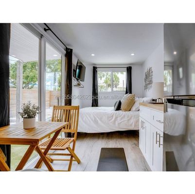 Galvanized Steel Square Tube Structure 20ft Prefabricated Wooden House for Hotel and Independent Garden