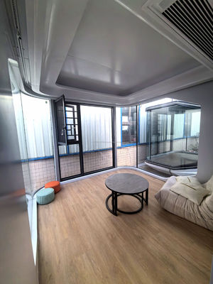 Modern Design Sandwich Panel Door Modular Mobile House in European Union with 20 Ft Prefabricated Flat Packaging Container