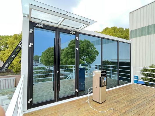 Modern Design Luxury Prefabricated Flat Pack Container Hotel Kitchens with 50/75/100mm Wave Sandwich Panel Walls