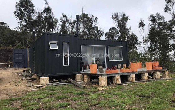 Aluminum Alloy Windows and Modern Design Style within 20ft Luxury 2-Bedroom Prefabricated Container Resort Hotel