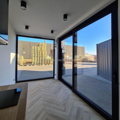 One Bedroom Hotel Black Shipping Container House Steel Door Luxury 20ft Prefabricated Wooden Houses with Kitchen and Bathroom