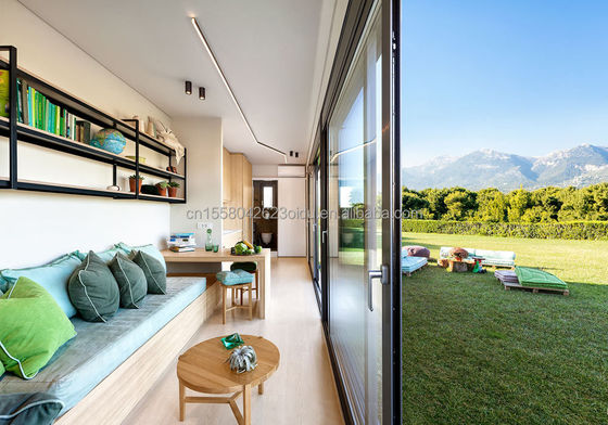Galvanized Steel Bending Steel Frame 20ft Expandable Homes Prefab Houses Luxury Container House for Chinese Design Style